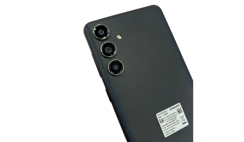 Samsung-galaxy-f55-back-leather-image